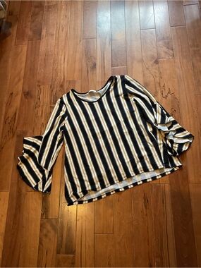 Laura/Melanie lyne Striped Bell-Sleeve Blouse Black/ White / Gold Accent size m